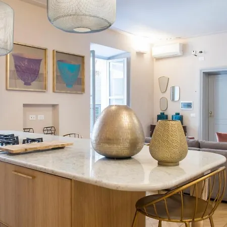 Plum Guide - Carrara & Cortile *